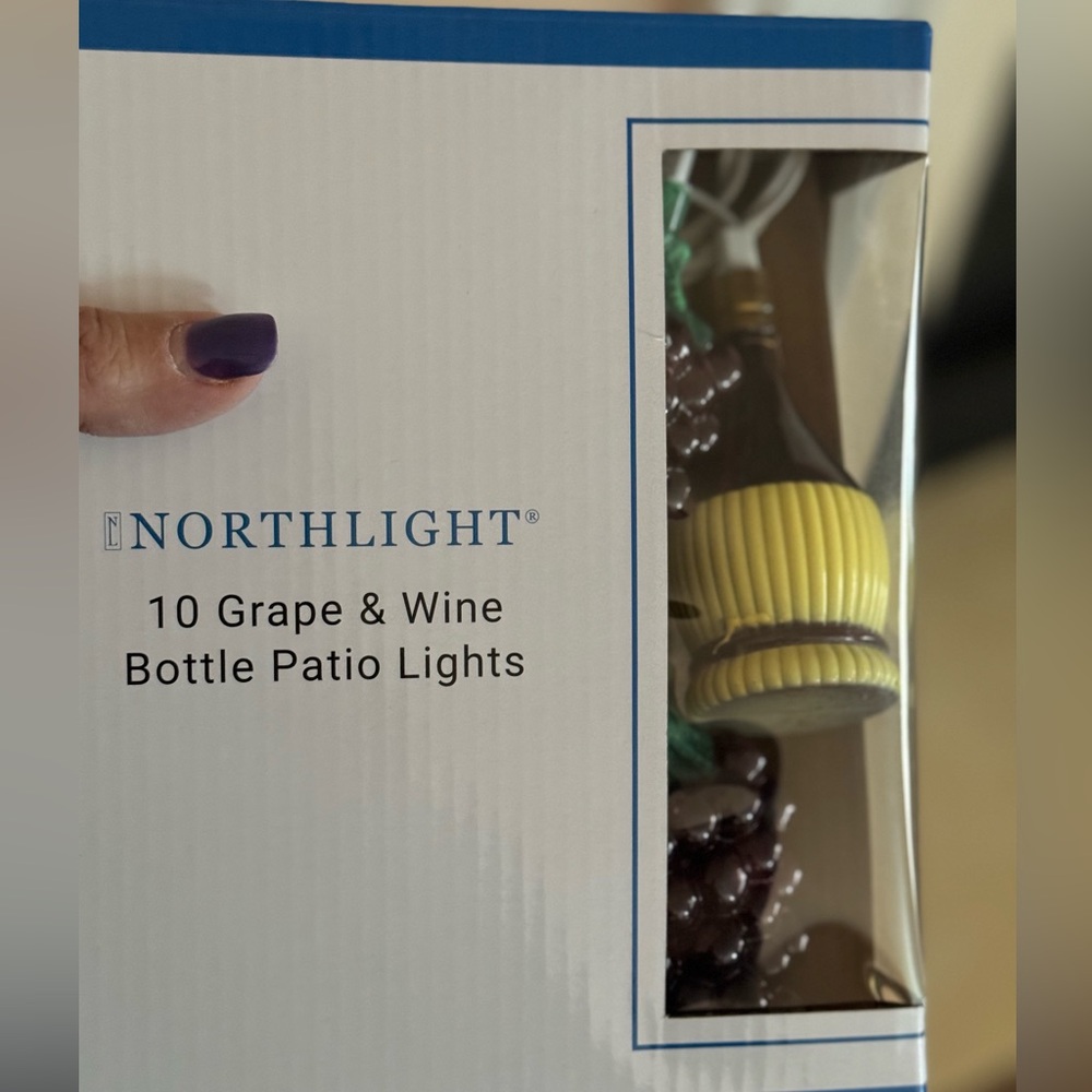 EUC 10-Count Grape and Wine Bottle Novelty String Christmas Light Set